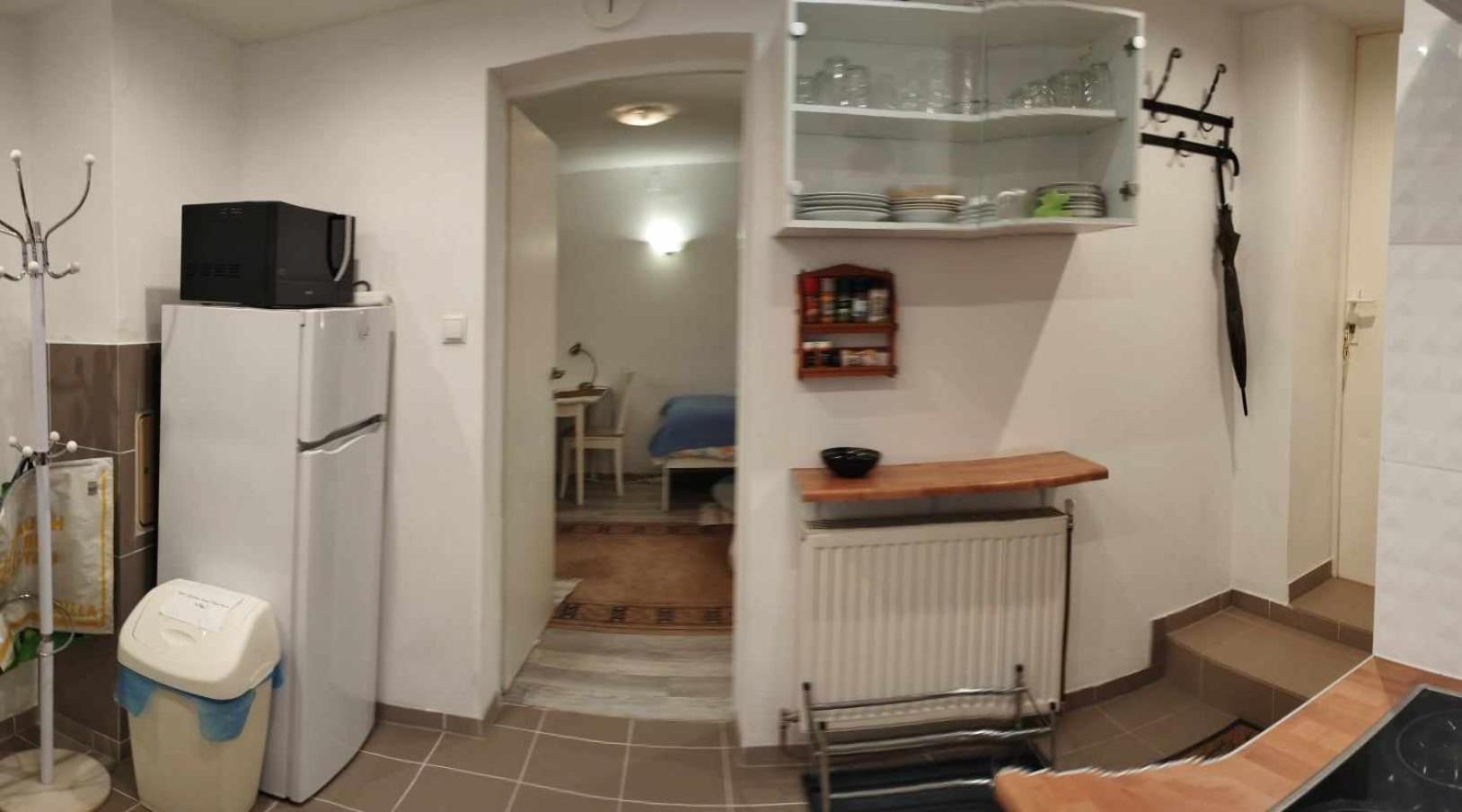 B&B Family Basement Apartment, Breakfast, Free Parking, 5Km From Tulln Chorherrn Eksteriør bilde