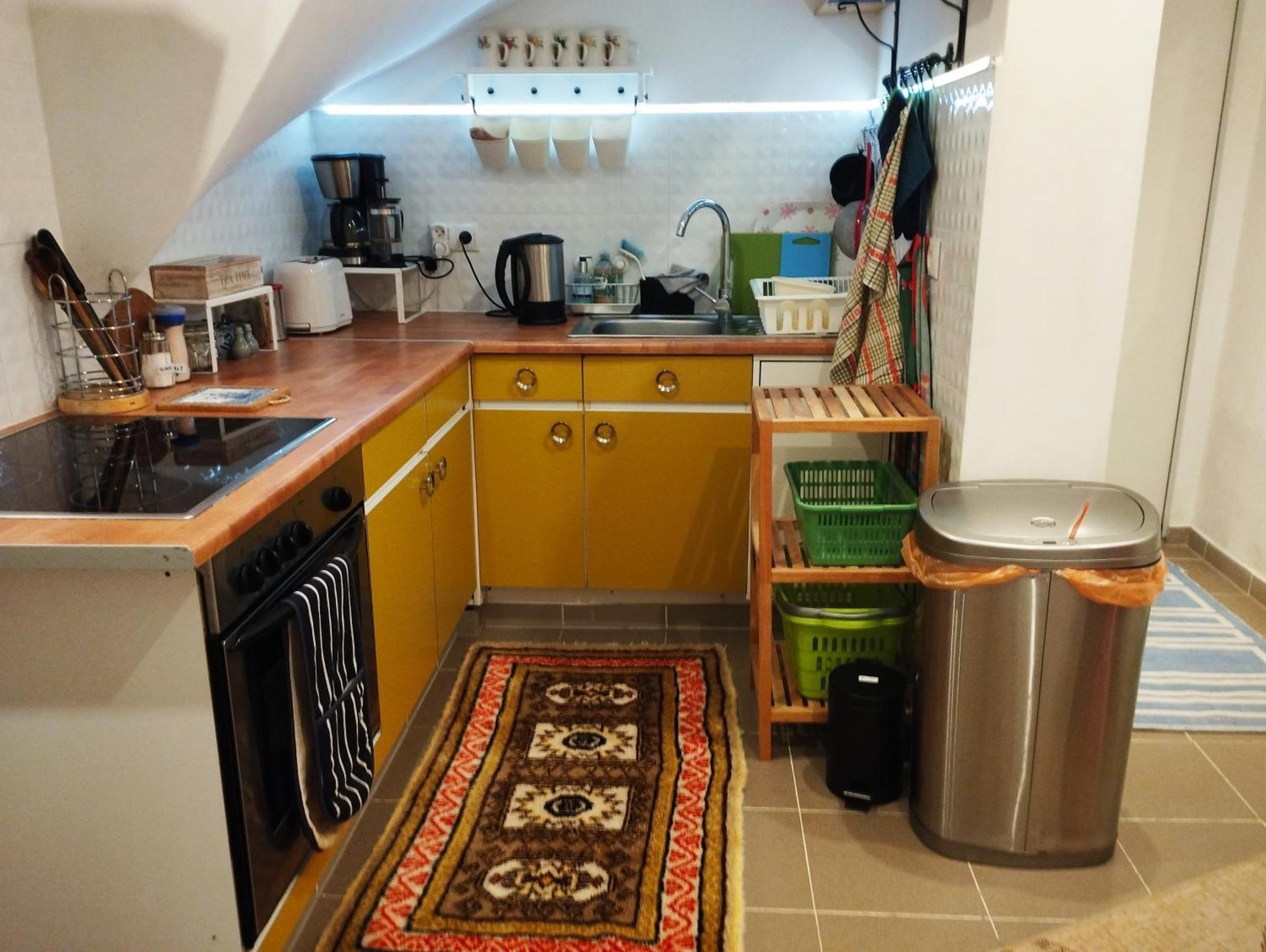B&B Family Basement Apartment, Breakfast, Free Parking, 5Km From Tulln Chorherrn Eksteriør bilde